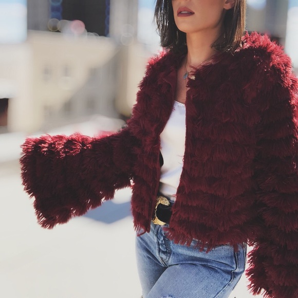 Last 1✨🆕Naomi Burgundy Bell Sleeve Shag Jacket - Picture 3 of 7